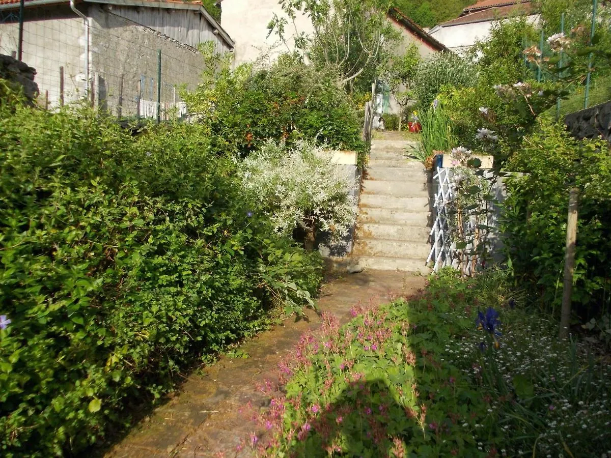 La Bergerie Villa Sost 0*,