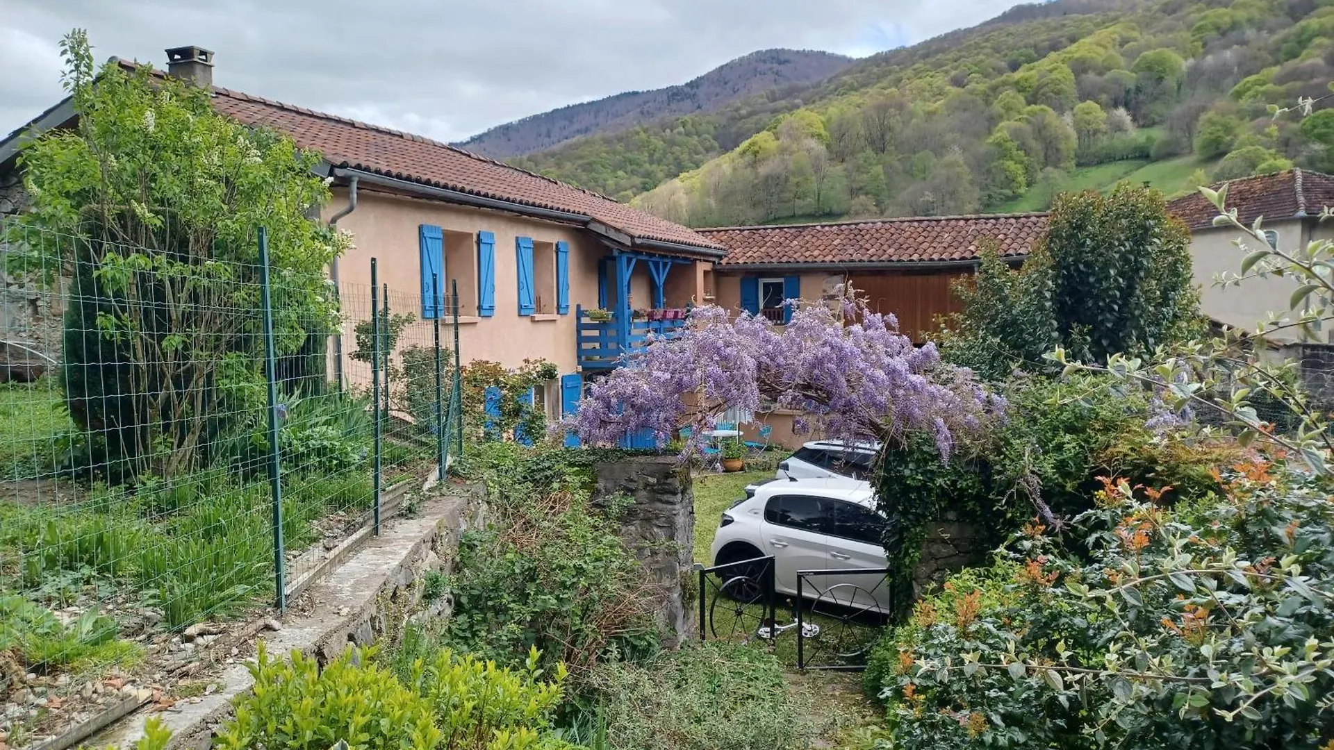 La Bergerie contacts